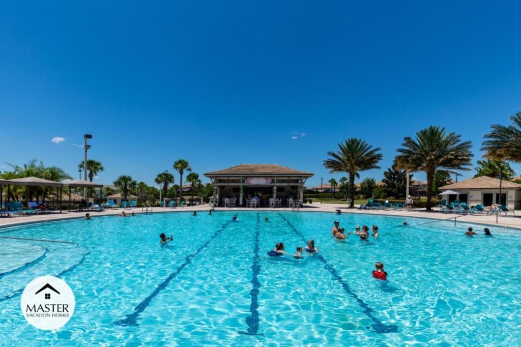 9 Bedrooms - 5 Bathrooms - Champions Gate 8824 Cb Casa de férias Orlando